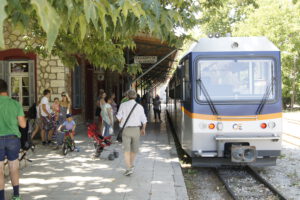 Der Zug in Kalavrita steht bereit